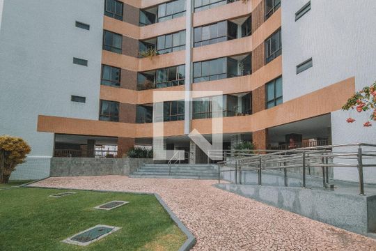 Fachada de apartamento para alugar com 3 quartos, 280m² em Pituba, Salvador