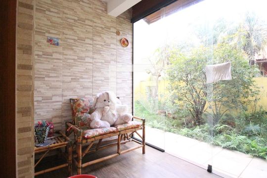 Quintal de casa à venda com 4 quartos, 245m² em Vila Lucia, São Paulo