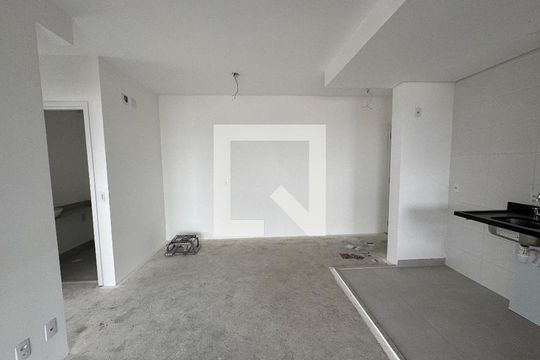 Sala de apartamento à venda com 2 quartos, 64m² em Centro, Osasco