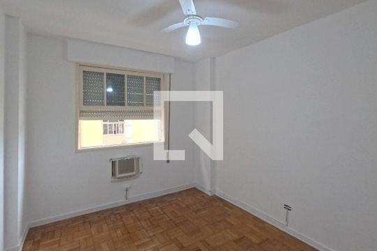 Quarto 2 de apartamento para alugar com 2 quartos, 128m² em José Menino, Santos