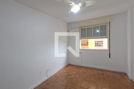 Quarto 1 de apartamento para alugar com 2 quartos, 128m² em José Menino, Santos