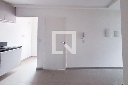 Sala de apartamento para alugar com 1 quarto, 28m² em Vila Lucia, São Paulo