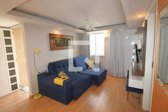 Sala de apartamento à venda com 2 quartos, 65m² em Del Castilho, Rio de Janeiro