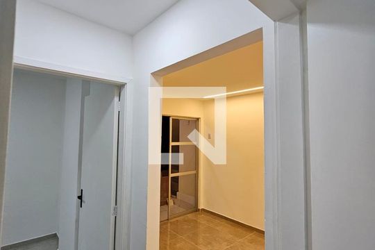 Sala de apartamento à venda com 2 quartos, 55m² em Itanhangá, Rio de Janeiro