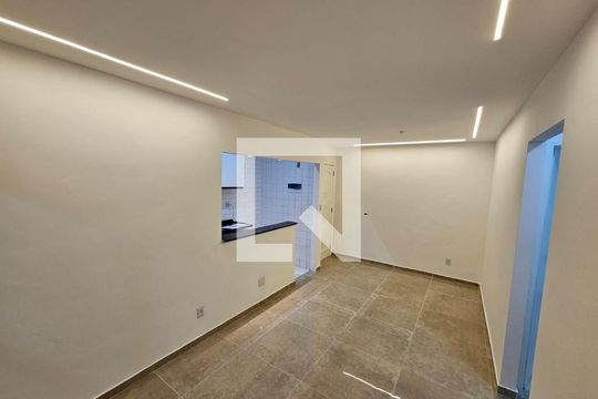 Sala de apartamento à venda com 2 quartos, 55m² em Itanhangá, Rio de Janeiro