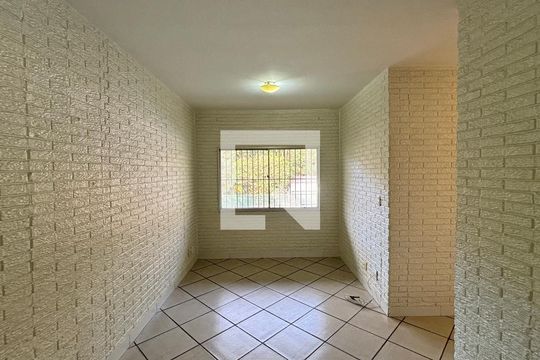 Sala  de apartamento para alugar com 2 quartos, 60m² em Jardim Ipanema, Santo André
