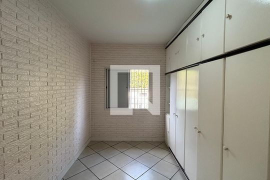 Quarto 1 de apartamento para alugar com 2 quartos, 60m² em Jardim Ipanema, Santo André