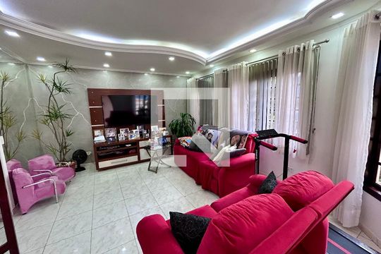 Sala de casa à venda com 3 quartos, 206m² em Jardim Santa Clara, Guarulhos