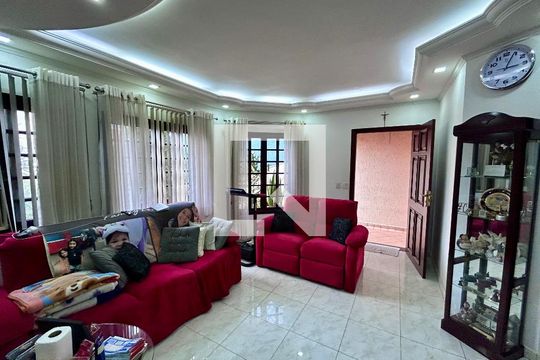 Sala de casa à venda com 3 quartos, 206m² em Jardim Santa Clara, Guarulhos