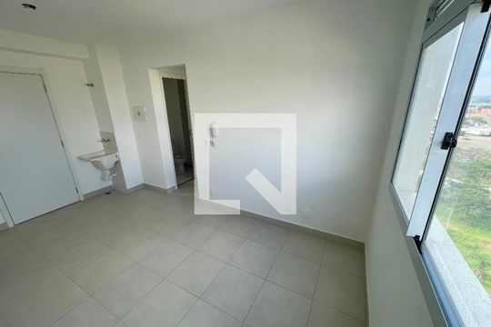 Sala de apartamento para alugar com 2 quartos, 32m² em Parque Novo Mundo, São Paulo