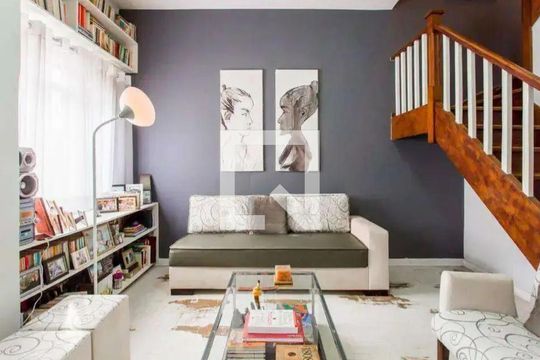 Sala de casa à venda com 3 quartos, 240m² em Vila Olímpia, São Paulo