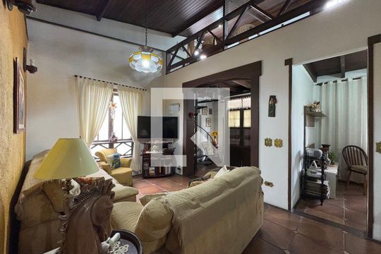 Sala de casa para alugar com 4 quartos, 400m² em Vila Guiomar, Santo André