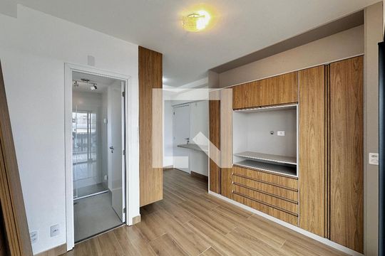 Studio de kitnet/studio à venda com 0 quarto, 30m² em Santo Amaro, São Paulo