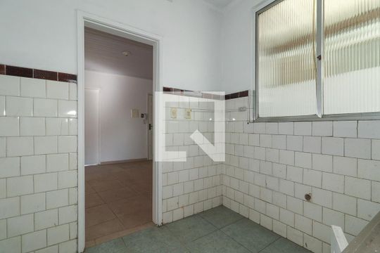 Cozinha de apartamento à venda com 3 quartos, 73m² em Passo D’areia, Porto Alegre