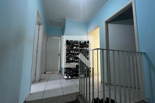 Escada de casa à venda com 4 quartos, 200m² em Jardim Franca, São Paulo