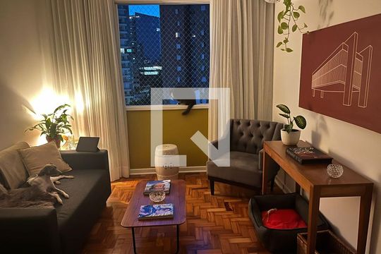 Sala  de kitnet/studio à venda com 1 quarto, 40m² em Jardim Paulista, São Paulo