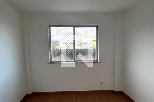 Quarto 1 de apartamento à venda com 2 quartos, 58m² em Cavalcanti, Rio de Janeiro