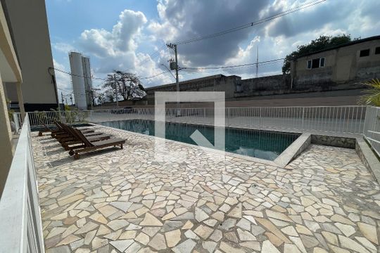 Área comum - Piscina de apartamento para alugar com 2 quartos, 49m² em Figueira, Duque de Caxias