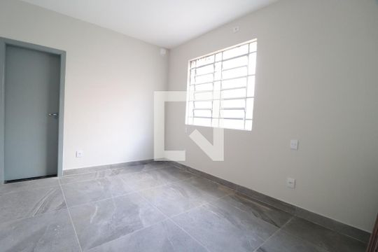 Casa para alugar com 2 quartos, 70m² em Centro, Uberlândia