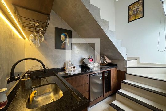 Sala de apartamento à venda com 2 quartos, 122m² em Jardim, Santo André
