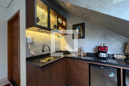 Sala de apartamento à venda com 2 quartos, 122m² em Jardim, Santo André
