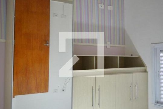 Quarto 2 de apartamento à venda com 2 quartos, 43m² em Jardim Cristiane, Santo André