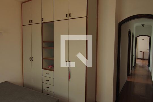 Quarto 1 de casa à venda com 3 quartos, 175m² em Bela Vista, Osasco