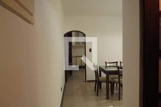 Sala de casa à venda com 3 quartos, 175m² em Bela Vista, Osasco