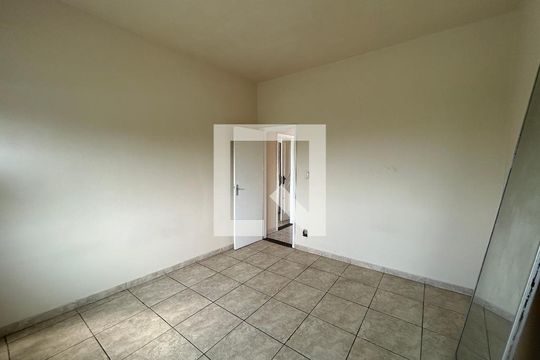 Quarto 1 de apartamento à venda com 2 quartos, 100m² em Vila Valqueire, Rio de Janeiro