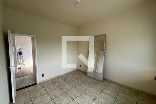 Quarto 1 de apartamento à venda com 2 quartos, 100m² em Vila Valqueire, Rio de Janeiro