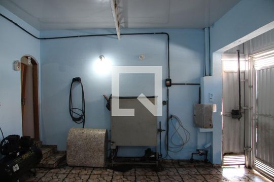 Garagem de casa à venda com 3 quartos, 157m² em Jardim Divinolandia, Guarulhos