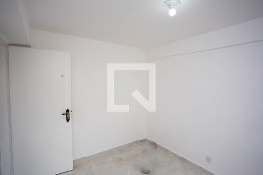 Quarto 1 de apartamento à venda com 2 quartos, 44m² em Jardim Rosinha, Diadema