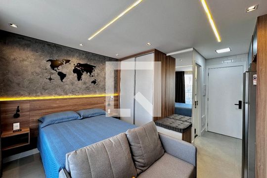 Quarto de kitnet/studio à venda com 1 quarto, 25m² em Santo Amaro, São Paulo