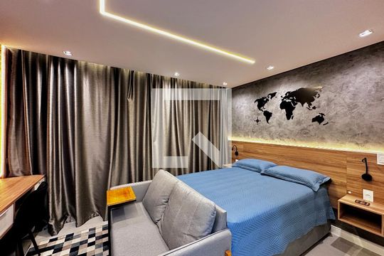 Quarto de kitnet/studio à venda com 1 quarto, 25m² em Santo Amaro, São Paulo