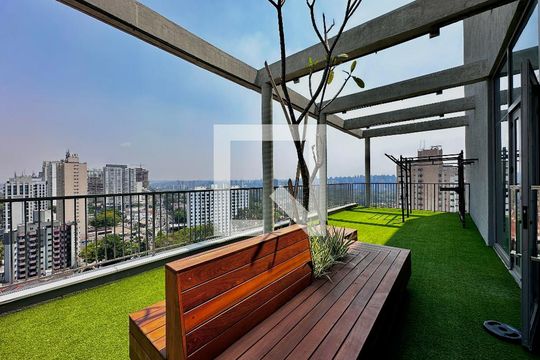 Terraço de kitnet/studio à venda com 1 quarto, 25m² em Santo Amaro, São Paulo