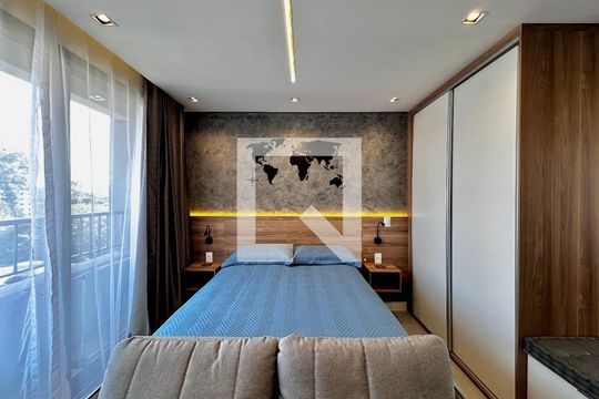 Quarto de kitnet/studio à venda com 1 quarto, 25m² em Santo Amaro, São Paulo