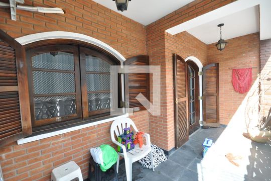 Sacada do Quarto 1 de casa para alugar com 3 quartos, 400m² em Jardim Brasil (zona Norte), São Paulo