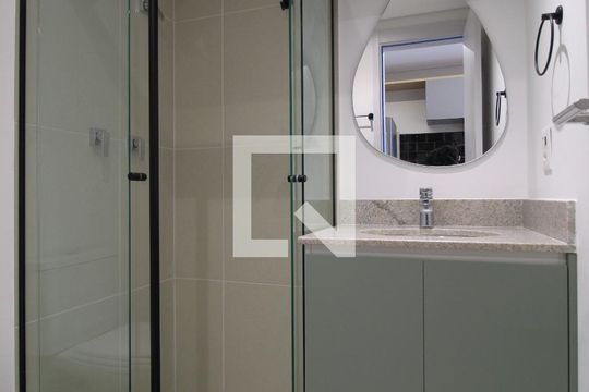 Banheiro Social de kitnet/studio à venda com 1 quarto, 28m² em Planalto Paulista, São Paulo