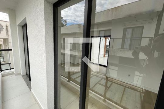 Suíte 1 de casa de condomínio para alugar com 3 quartos, 148m² em Parque Rincao, Cotia