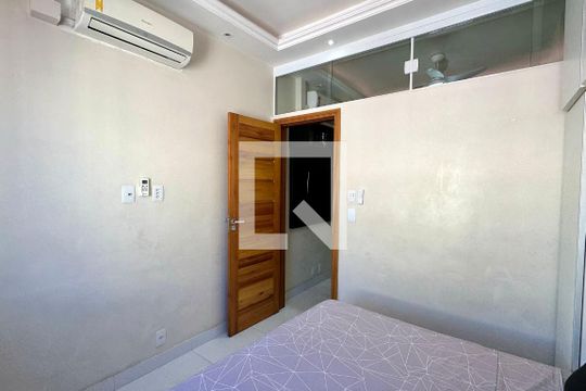 Quarto 01 de apartamento para alugar com 1 quarto, 30m² em Copacabana, Rio de Janeiro