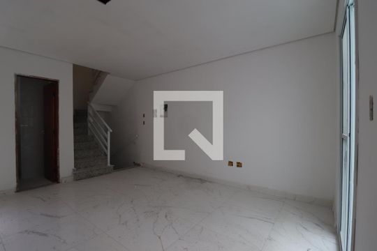 Sala de casa de condomínio à venda com 2 quartos, 117m² em Vila Metalúrgica, Santo André