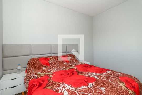 Quarto de apartamento à venda com 2 quartos, 44m² em Rubem Berta, Porto Alegre