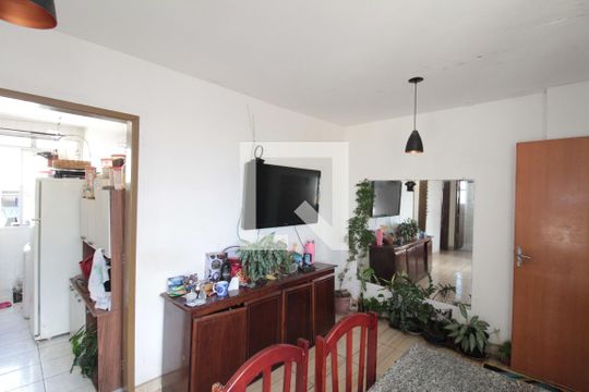 Sala de apartamento à venda com 2 quartos, 47m² em Copacabana, Belo Horizonte