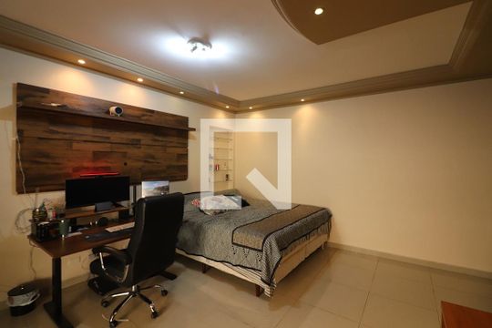 Suíte 1 de casa à venda com 3 quartos, 370m² em Baeta Neves, São Bernardo do Campo
