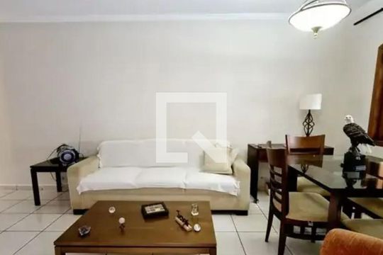 Sala de casa à venda com 2 quartos, 250m² em Itaim Bibi, São Paulo