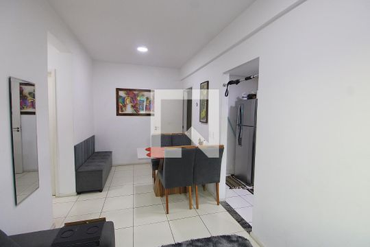 Sala de apartamento para alugar com 3 quartos, 72m² em Jardim Sulacap, Rio de Janeiro