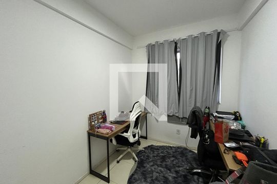 Quarto 1 de apartamento para alugar com 3 quartos, 72m² em Jardim Sulacap, Rio de Janeiro
