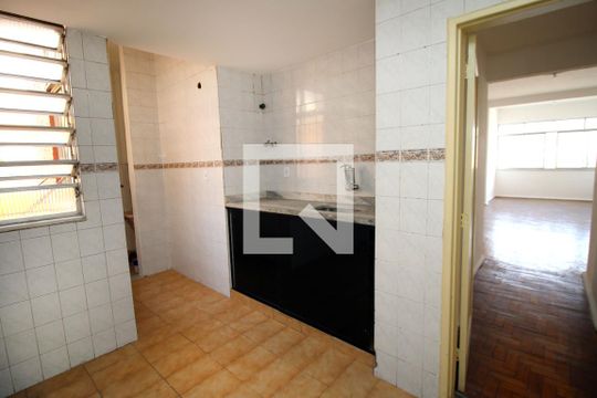 Cozinha de apartamento à venda com 3 quartos, 100m² em Penha Circular, Rio de Janeiro
