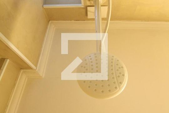 Banheiro de apartamento para alugar com 3 quartos, 80m² em Vila Progredior, São Paulo
