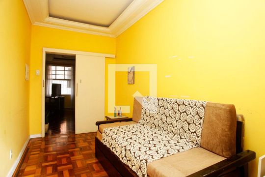 Quarto 1 de apartamento à venda com 4 quartos, 105m² em São João, Porto Alegre